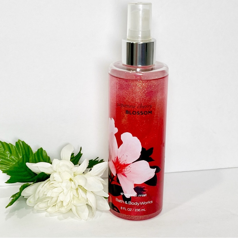 Bath and Body Works Japanese Cherry Blossom Shimmer Mist Full Size NEW